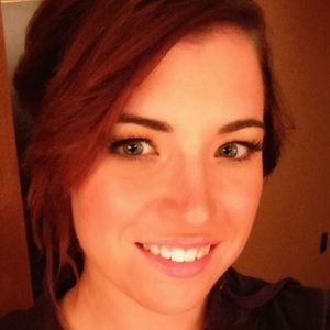 Meet your Posher, Elise